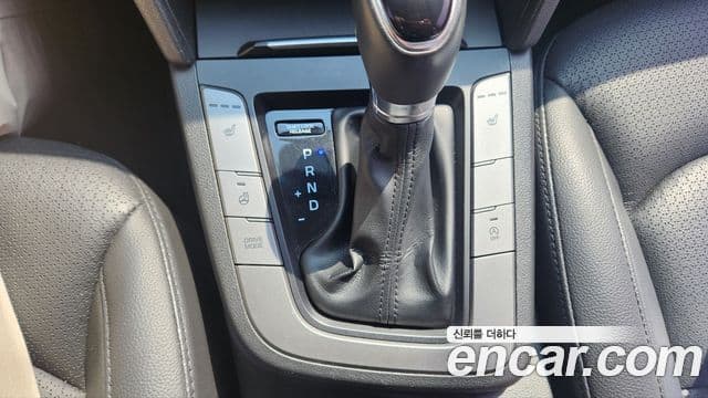 Hyundai Avante AD 1.6 e-VGT Smart, 2016 9