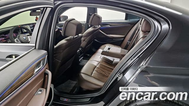 BMW 5시리즈 (G30) 523d xDrive M Sport, 2021 12