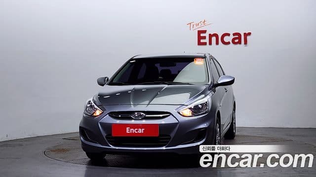 Hyundai Accent(новый кузов / новое поколение) 1.4 VVT Smart, 2016 3