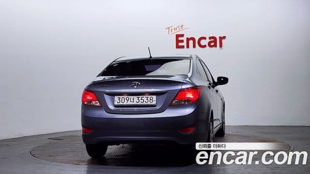 Hyundai Accent(новый кузов / новое поколение) 1.4 VVT Smart, 2016 4