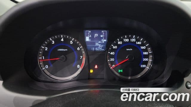 Hyundai Accent(новый кузов / новое поколение) 1.4 VVT Smart, 2016 8