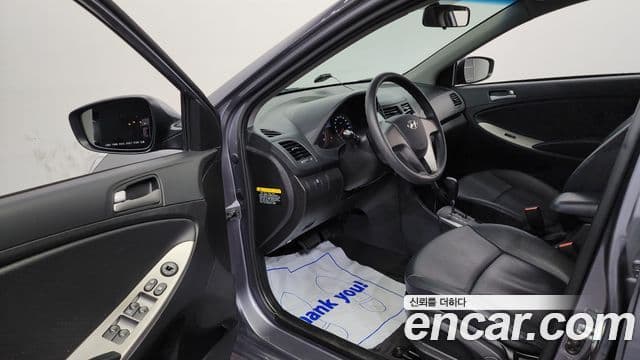 Hyundai Accent(новый кузов / новое поколение) 1.4 VVT Smart, 2016 10