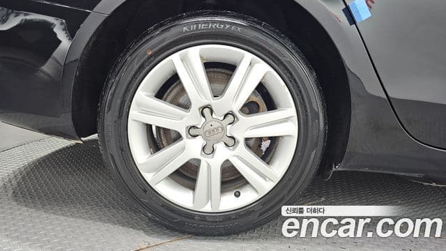 Audi New A4 B8, 2011 все фото