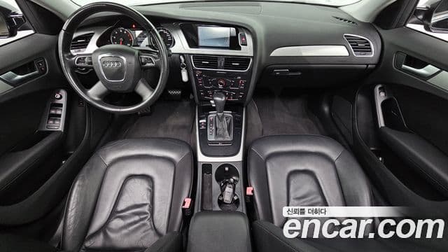 Audi New A4 B8, 2011 7