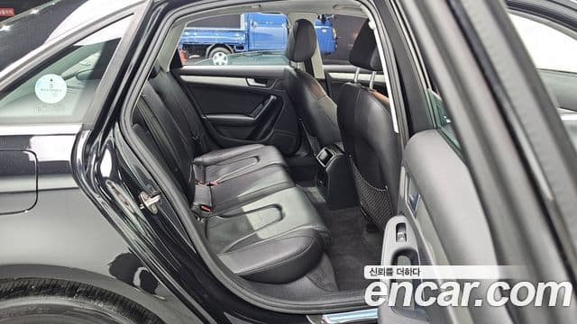 Audi New A4 B8, 2011 12