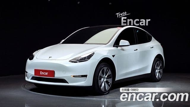 Tesla модель Y Long Range AWD, 2022 1