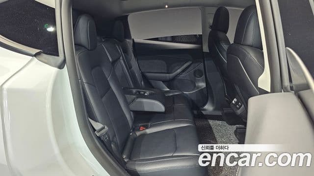 Tesla модель Y Long Range AWD, 2022 12