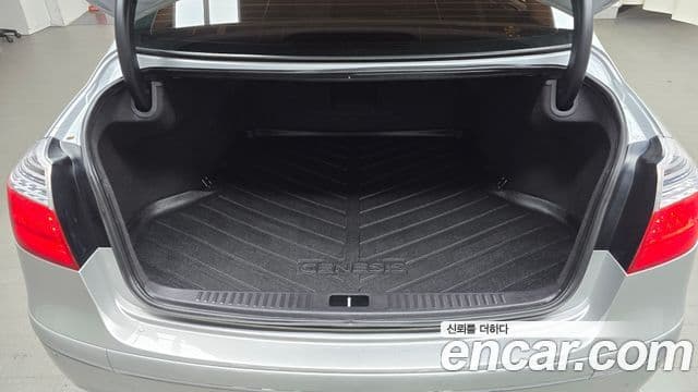 Hyundai Genesis 3.8 экспортная версия, 2009 20