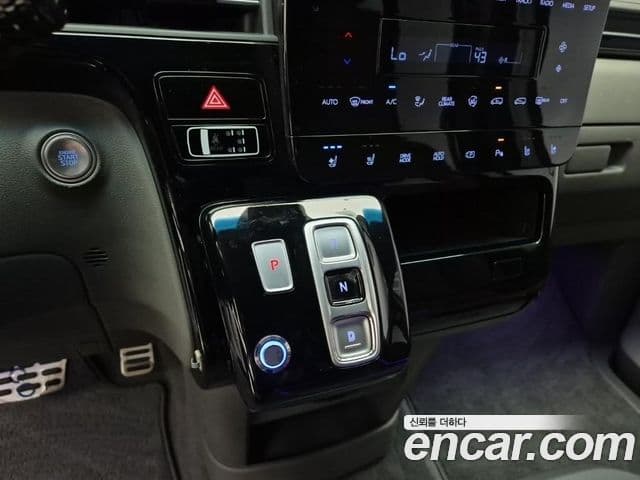 Hyundai Staria Mobility, 2023 9