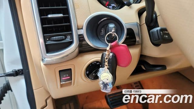 Porsche New Cayenne 958, 2012 17