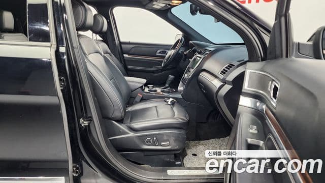 Ford Explorer 5세대, 2017 11