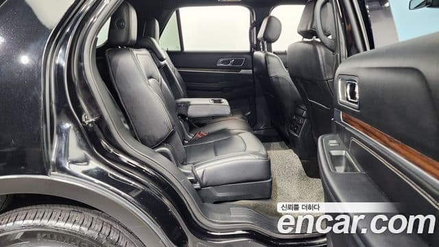 Ford Explorer 5세대, 2017 12