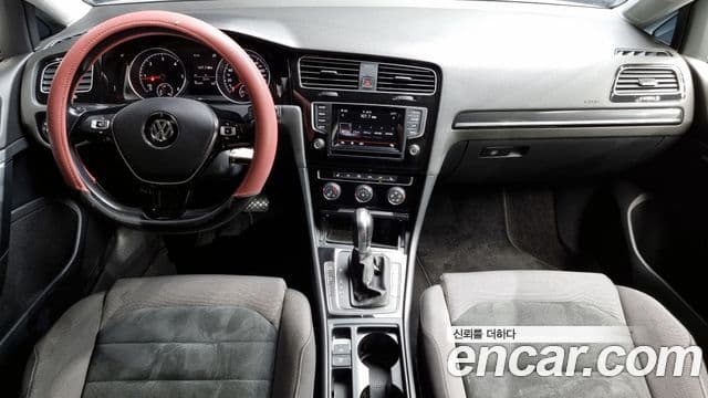Volkswagen Гольф 7세대, 2015 7
