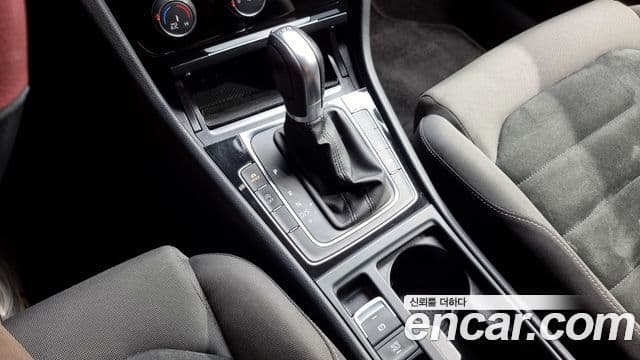 Volkswagen Гольф 7세대, 2015 9