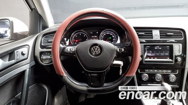Volkswagen Гольф 7세대, 2015 13