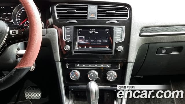 Volkswagen Гольф 7세대, 2015 14