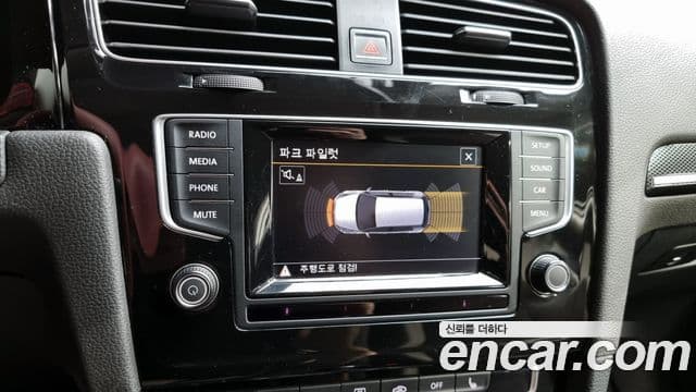 Volkswagen Гольф 7세대, 2015 15