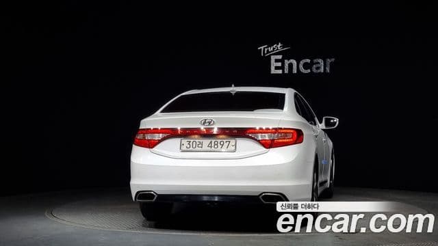 Hyundai Grandeur HG Modern, 2015 4