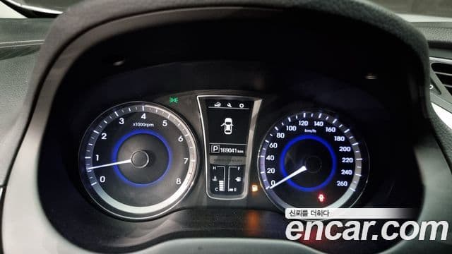 Hyundai Grandeur HG Modern, 2015 8