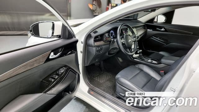 Kia K7 Premier Prestige, 2020 10