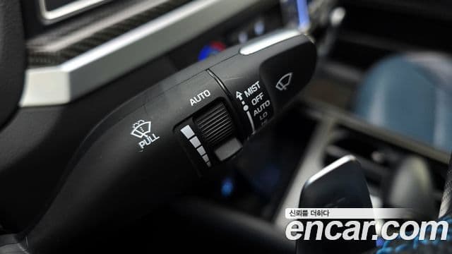 Genesis G80 Sport, 2019 18