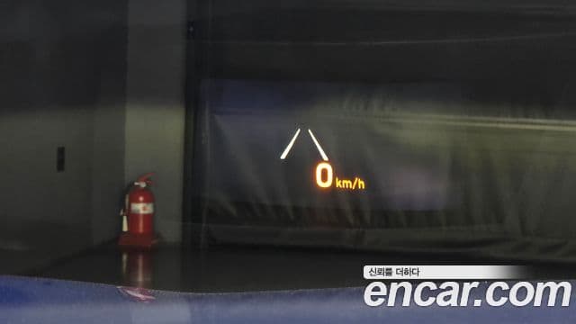 Genesis G80 Sport, 2019 19