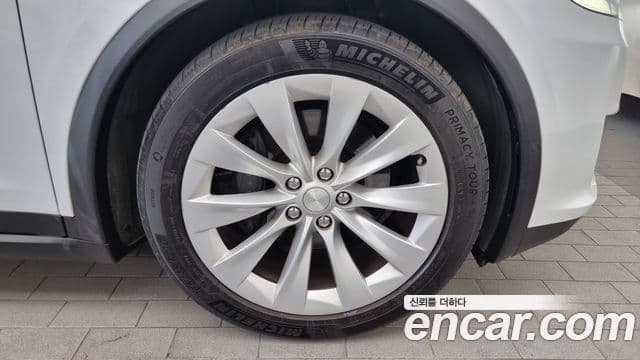 Tesla модель X, 2018 все фото