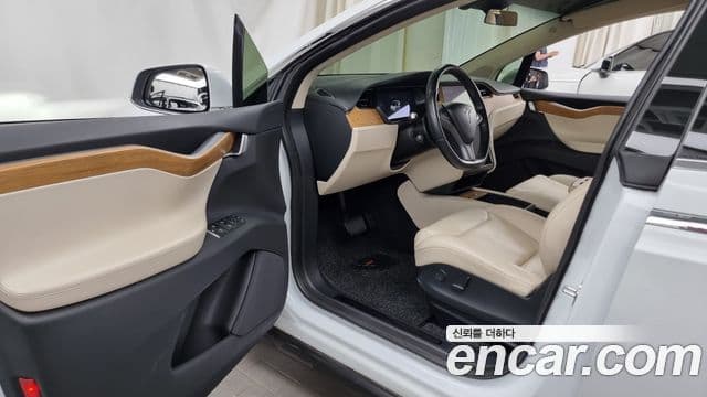 Tesla модель X, 2018 10