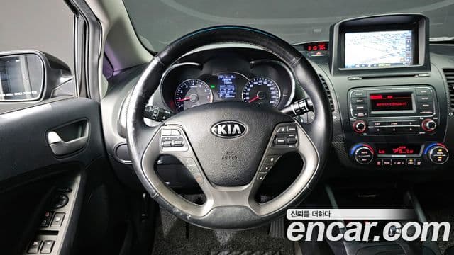 Kia K3 Trendy, 2014 13