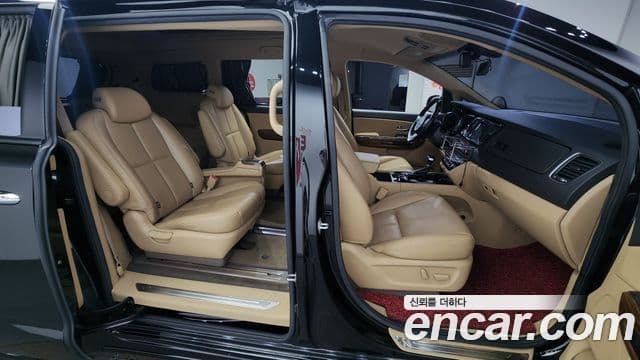 Kia All New Carnival Noblesse, 2017 12