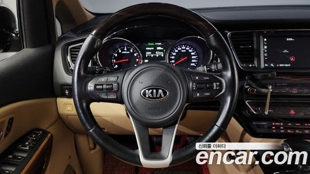 Kia All New Carnival Noblesse, 2017 14