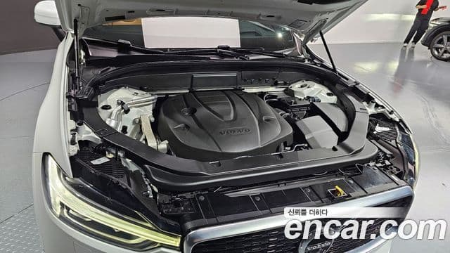Volvo XC60 2세대 D5 Inscription, 2020 6