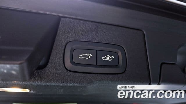 Volvo XC60 2세대 D5 Inscription, 2020 19
