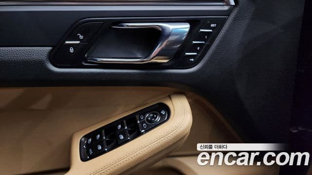 Porsche Macan 95B, 2017 17