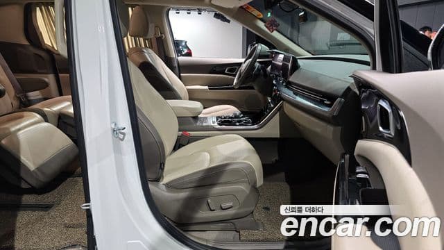 Kia Carnival 4세대 Signature, 2023 11