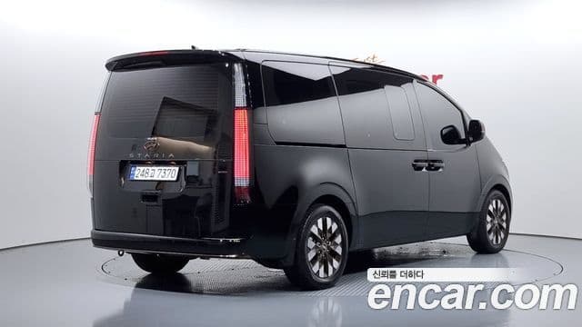 Hyundai Staria Inspiration, 2024 2