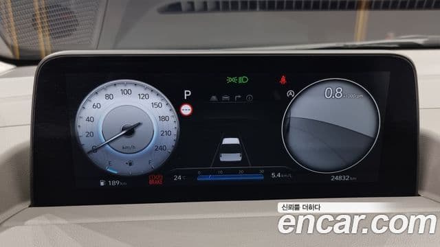 Hyundai Staria Inspiration, 2024 8