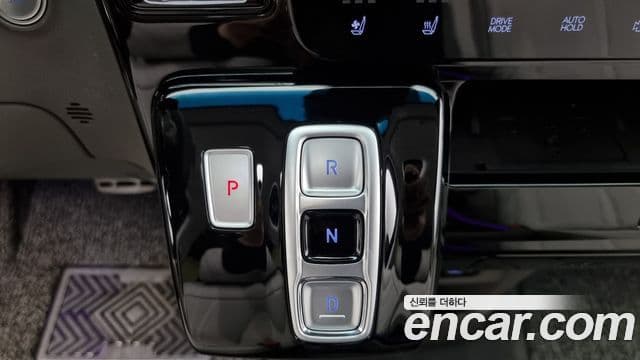 Hyundai Staria Inspiration, 2024 9