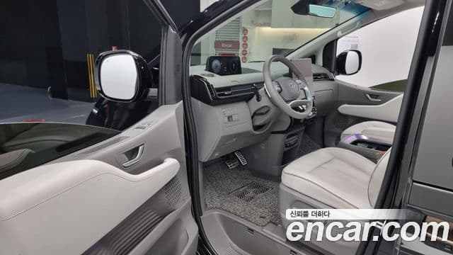 Hyundai Staria Inspiration, 2024 11