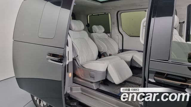 Hyundai Staria Inspiration, 2024 12