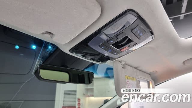 Hyundai Staria Inspiration, 2024 18