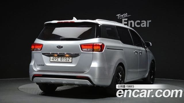 Kia All New Carnival Prestige, 2015 2