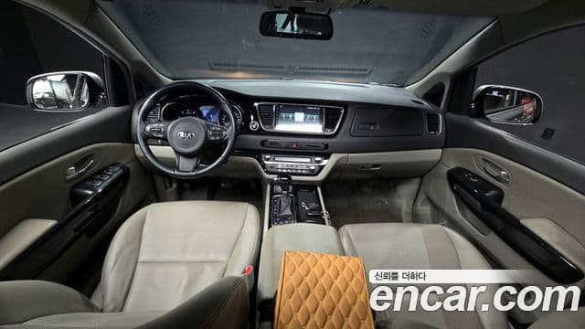 Kia All New Carnival Prestige, 2015 7