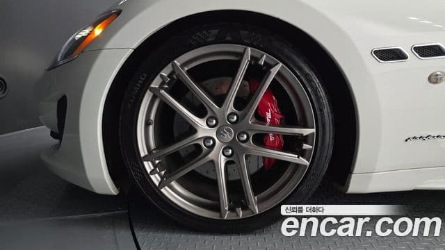 Maserati GranTurismo 1세대, 2016 все фото