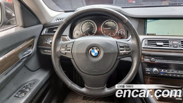 BMW 7시리즈 (F01), 2011 13