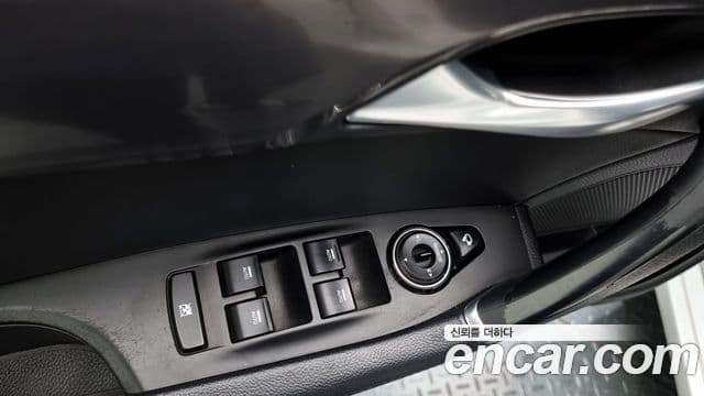 Hyundai i40 살룬 Modern, 2012 18