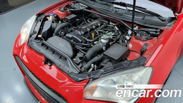 Hyundai Genesis купе 200 турбо P, 2009 6