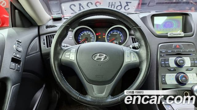 Hyundai Genesis купе 200 турбо P, 2009 13