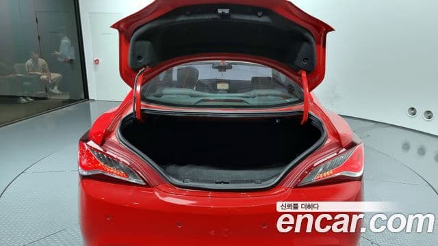 Hyundai Genesis купе 200 турбо P, 2009 20