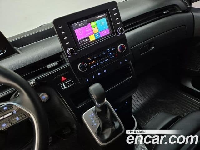 Hyundai Staria L3.5 инвалидная коляска / для коляски 리프트/슬로프, 2022 10